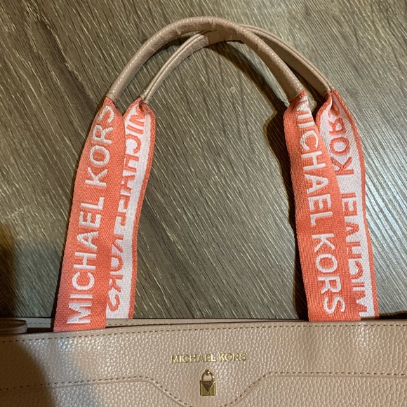 Michael Kors Limited Edition Blush Textured Double Strap Tote Shoulder Bag - Picture 7 of 7